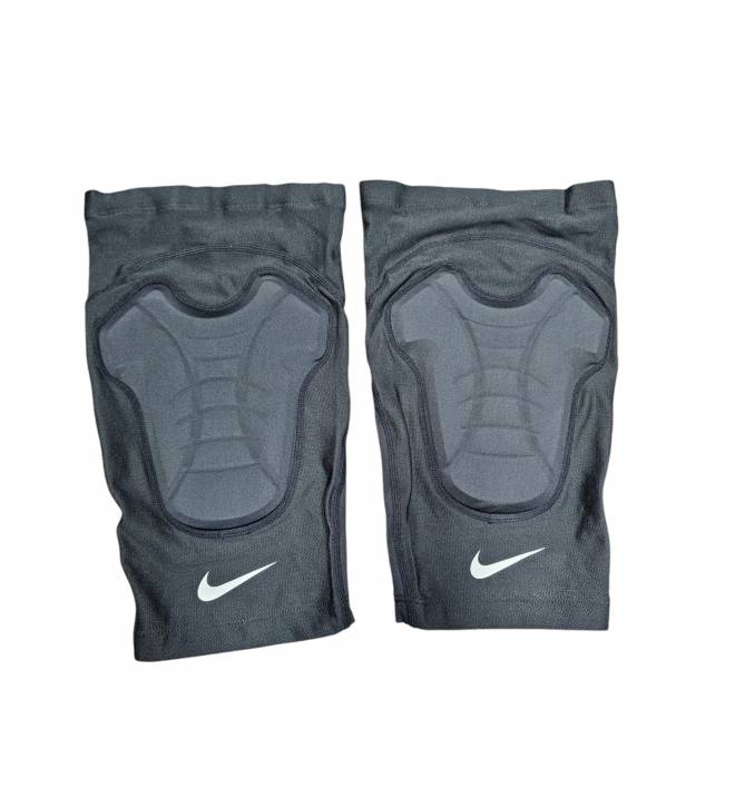 Nike Hyperstrong Padded Knee Slleves NKS03010LX - Black (1 Pair) Nike Hyperstrong Padded Knee Slleves NKS03010LX - Black (1 Pair)